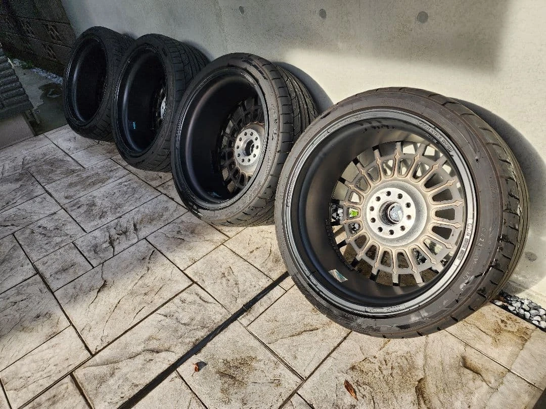 JDM rotiform LAS-R R19/8.5J +45 tire set No Tires - Image 9