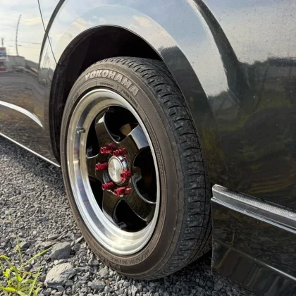 JDM WORK XTRAP 225.50.18-inch 4Book Hiace 6-hole nuts nut caps lock nu No Tires