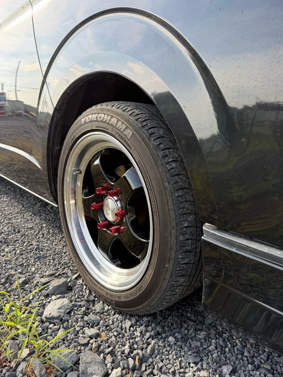 JDM WORK XTRAP 225.50.18-inch 4Book Hiace 6-hole nuts nut caps lock nu No Tires