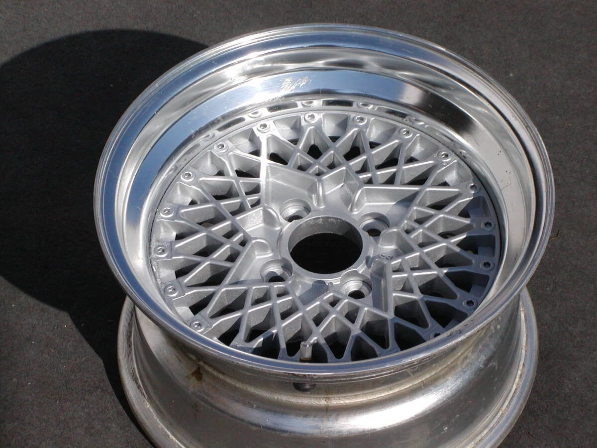 JDM Extremely out of print SSR Formula Mesh 7.5J +3 100-4H 2Book for R No Tires - Image 2