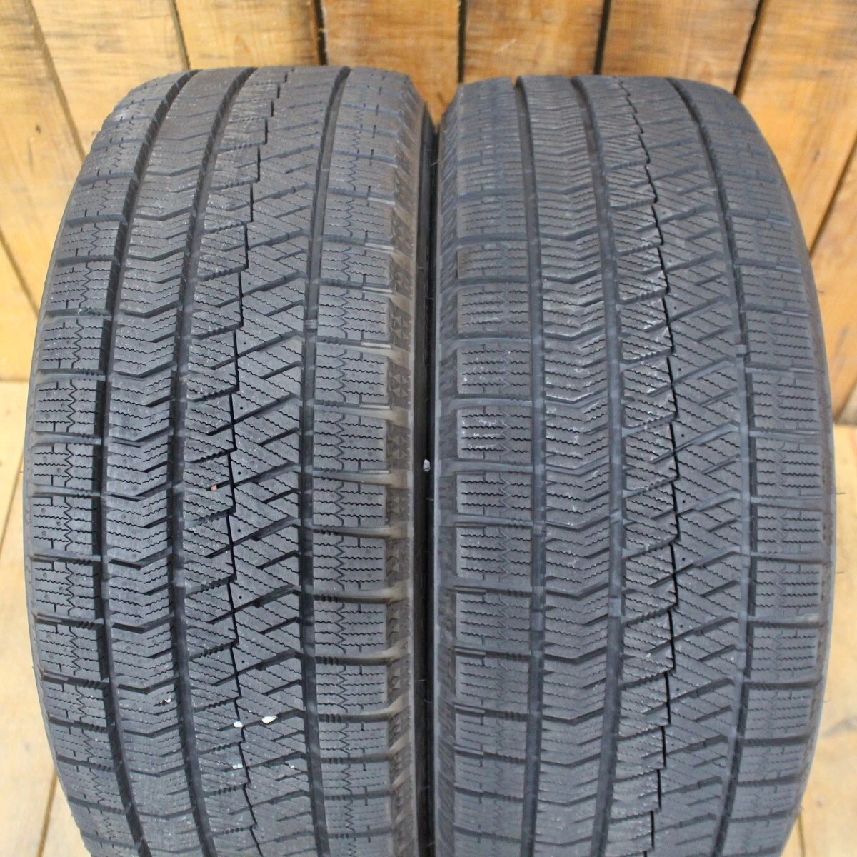 JDM Bridgestone VRX2 205/50R17 studless tires 4-pack for Noah VOXY Pre No Tires - Image 9