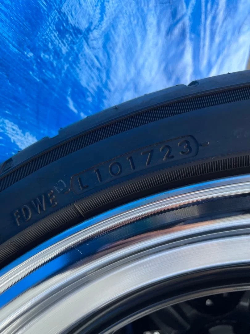 JDM RAYS VOLKRACING 21C 18 10.5j +15 +0 AD09 No Tires - Image 11