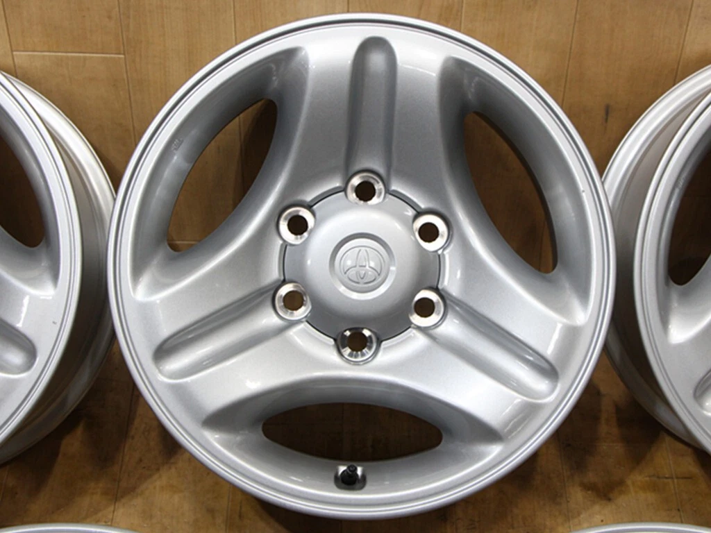 JDM C40 Rare New Toyota Genuine Late 1990 16x7J+15 PCD139.7 6-Lug 5-Lu No Tires - Image 3