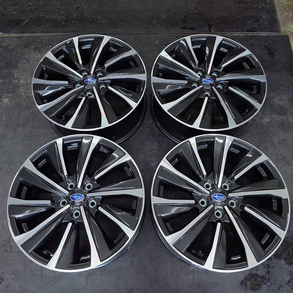 JDM Subaru Levorg STi genuine 18-inch 7.5J IS55 PCD114.3-5H wheels. De No Tires