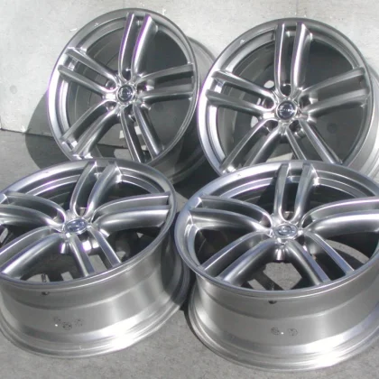 JDM Excellent quality rare Y50 Fuga genuine 8.5J +50 +40 114.3-5H whee No Tires