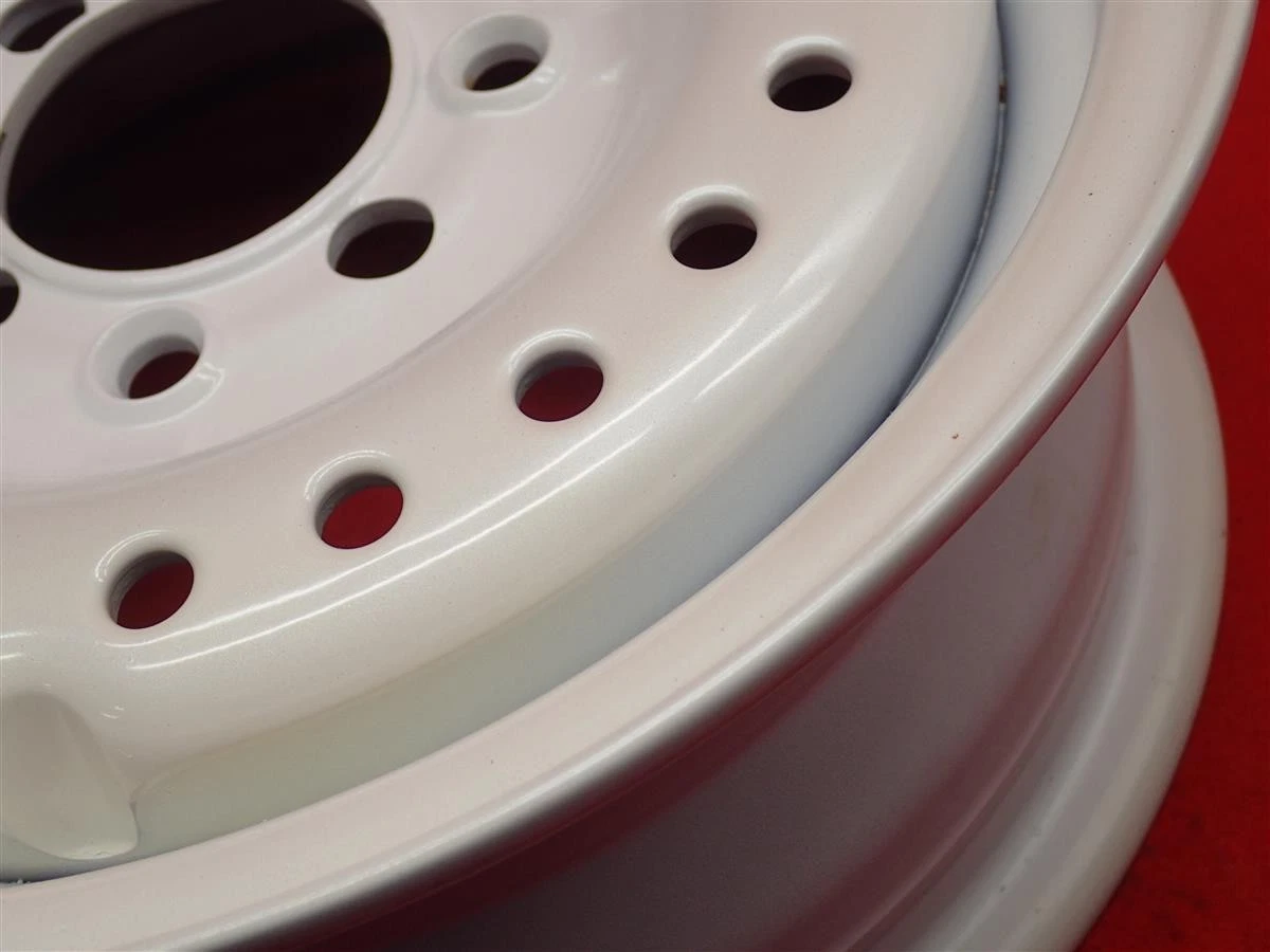 JDM Ultra-lightweight 3.8kg per wheel. Out of print and rare. Used POT No Tires - Image 9