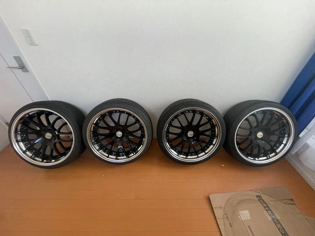 JDM SSR Executor 21-inch 4-Book Set PCD114.3-5 Holes No Tires