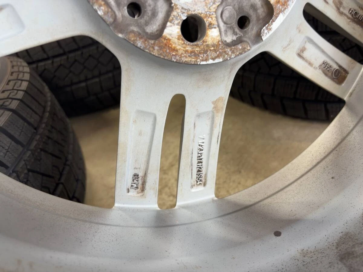 JDM Genuine Pirelli 174-Book Set for BMW F45/F46 Active Tourer/Gran To No Tires - Image 8