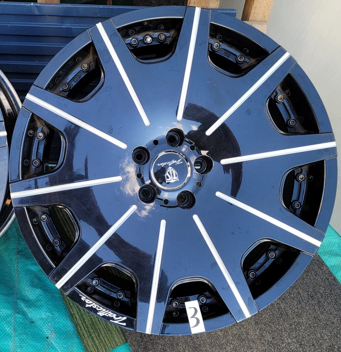 JDM Superb Trafficstar Traffic Star Wheels 20-inch 8.5J +35 PCD114.3 5 No Tires - Image 4