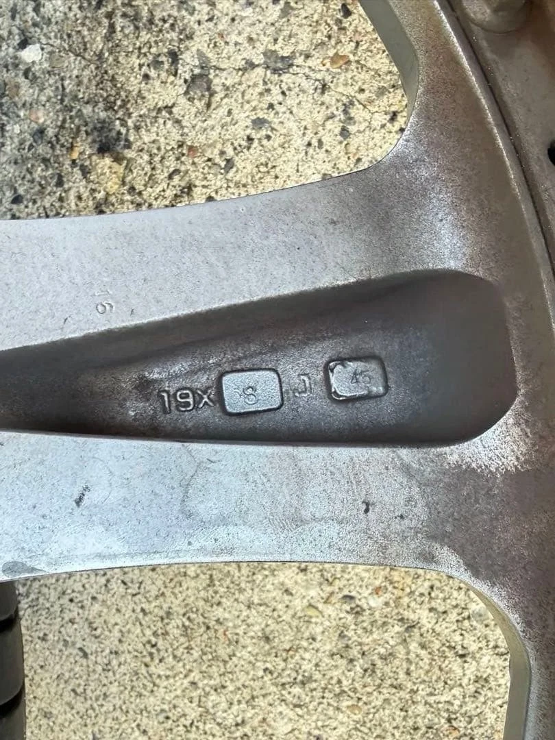 JDM 19-inch AME Moderato Excellent 114.3 8j wheels made in Japan No Tires - Image 12