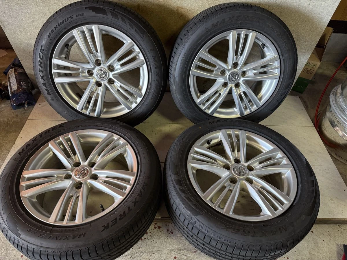 JDM Skyline V36 late model 17-inch 7.5J +45 PCD114.3 5-lug 225/55R17 1 No Tires