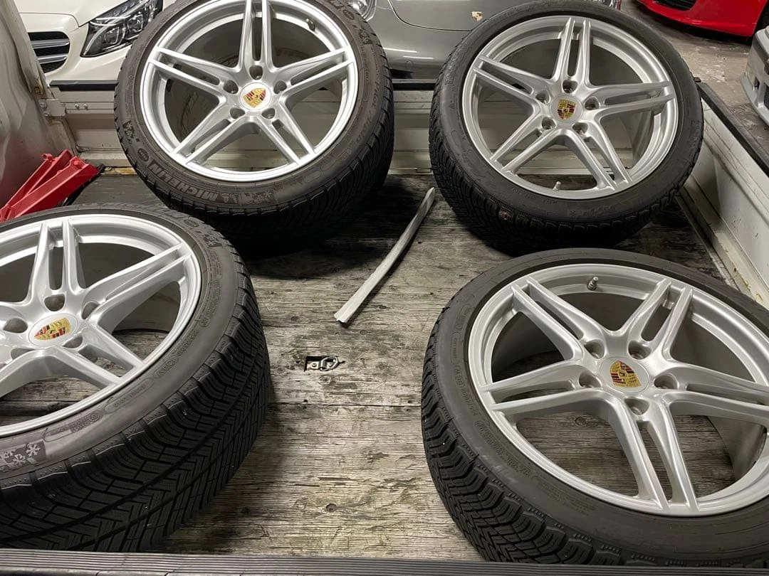 JDM 991 Porsche Carrera 4S genuine 19 wheel set with Michelin snow tir No Tires - Image 8