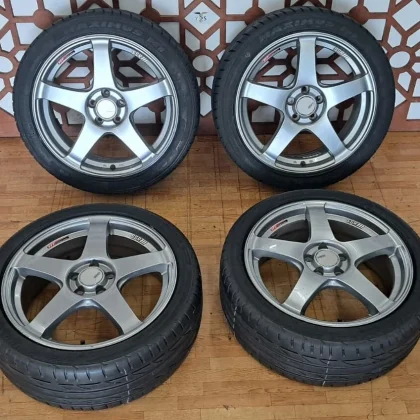 JDM SSR GTV01 17x7J Offset50 PCD 5HX100 Prius BRZ with 205/45 R17 tire No Tires