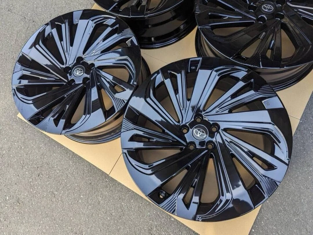 JDM Toyota Crownsports Modellista Genuine 21black4Book No Tires - Image 2