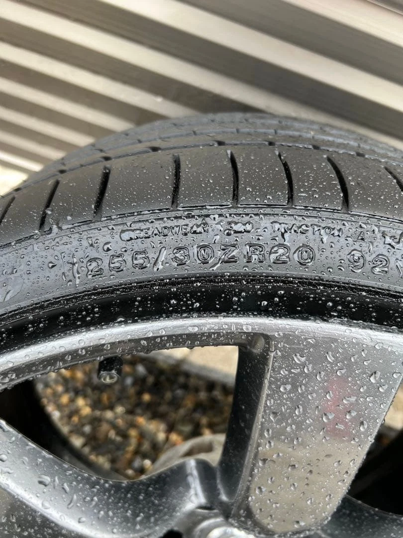 JDM GT-R R35 rear tires 10.5J 4-pack No Tires - Image 7