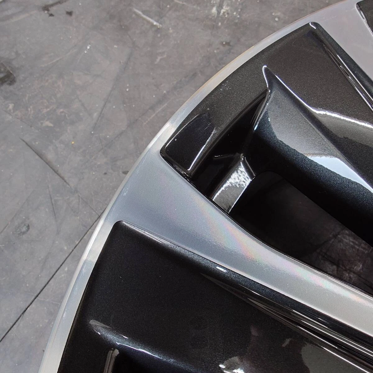 JDM Subaru Levorg STi genuine 18-inch 7.5J IS55 PCD114.3-5H wheels. De No Tires - Image 7