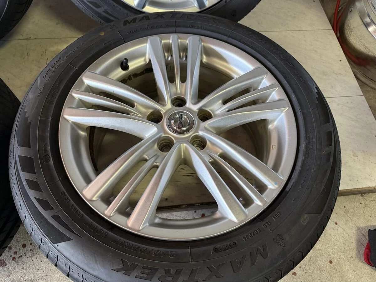 JDM Skyline V36 late model 17-inch 7.5J +45 PCD114.3 5-lug 225/55R17 1 No Tires - Image 2