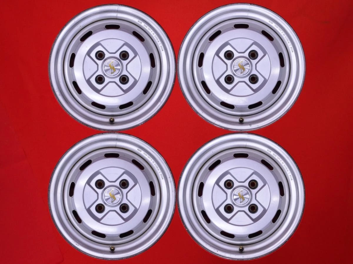 JDM Rare Item 4-Book Set Nissan Skyline R30 Genuine Steel Iron Wheels No Tires