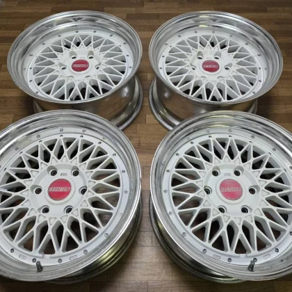 JDM 189J +25 PCD139.7 CRS ESSEX 2-piece ENCM-18 white WH wheels for 20 No Tires