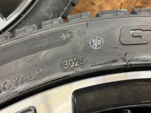 JDM Winter Set Subaru VN Series Levorg STI OEM 187.5J +55 114.3/5H 225 No Tires - Image 8