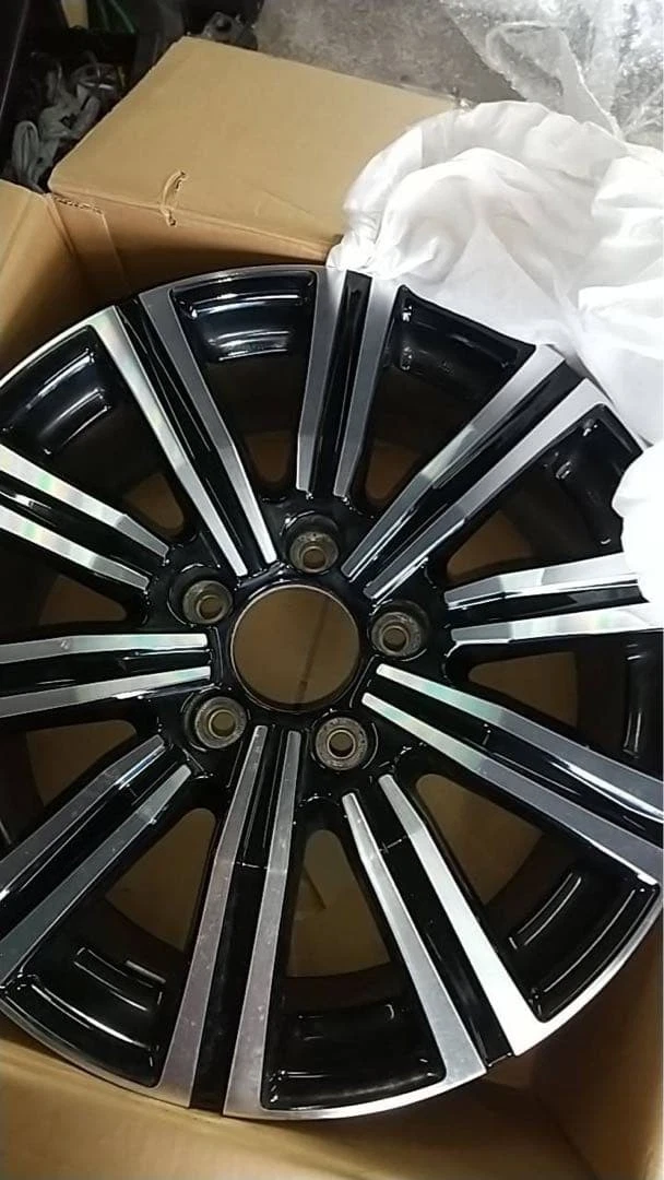 JDM Lexus LX570 late model wheels No Tires