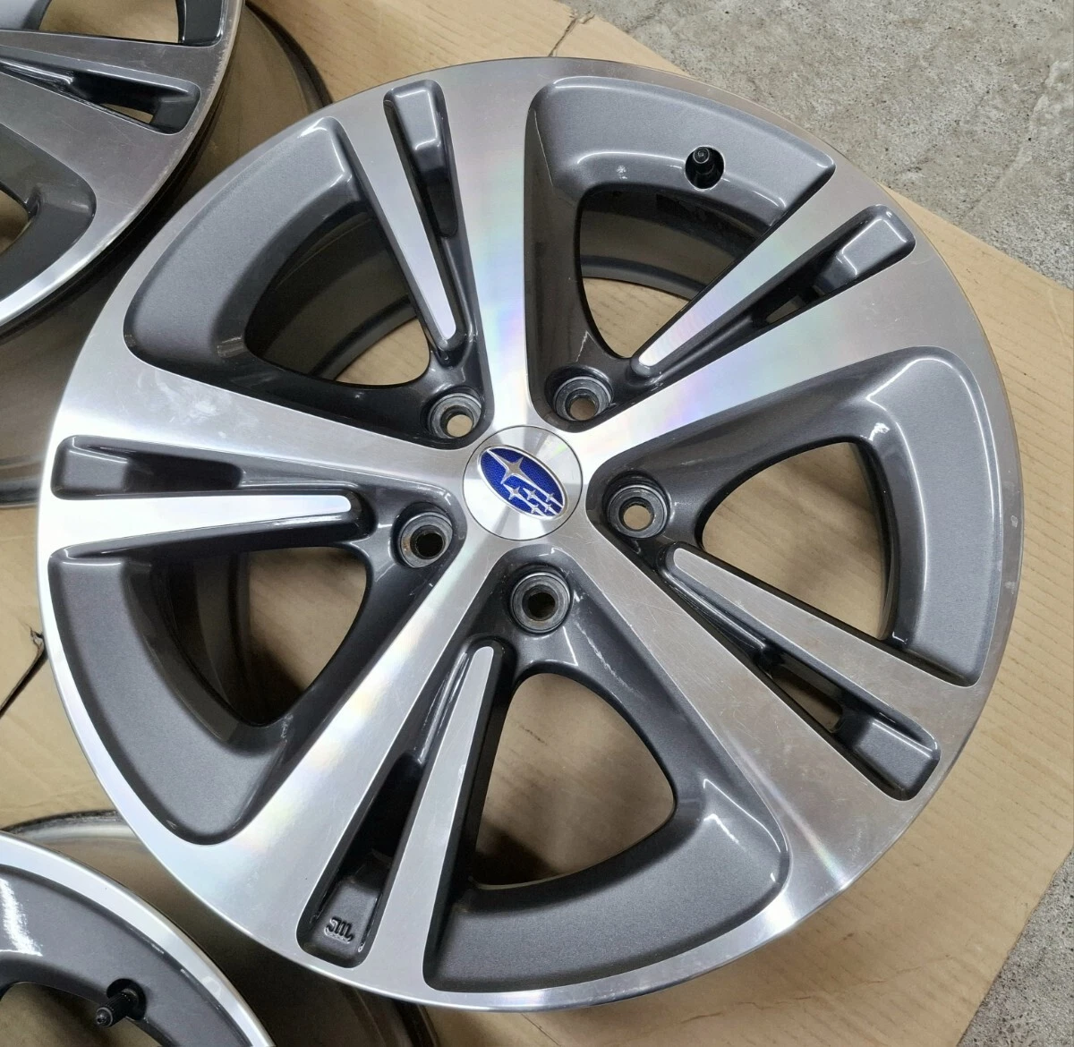 JDM Superb Condition Subaru Levorg Smart Edition Genuine Wheels 4Book No Tires - Image 9
