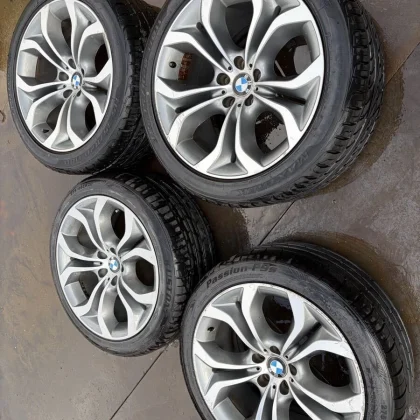 JDM Tsushima City Aichi Prefecture BMW 315/35/ZR20 2Book and 275/40/ZR No Tires