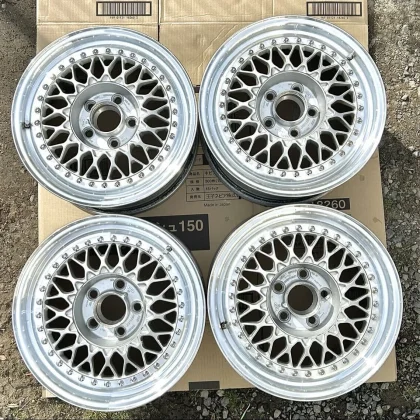 JDM BBS RS 322 4Book 8J +42 114.3 5-lug 60mm hub diameter 16-inch BBS No Tires