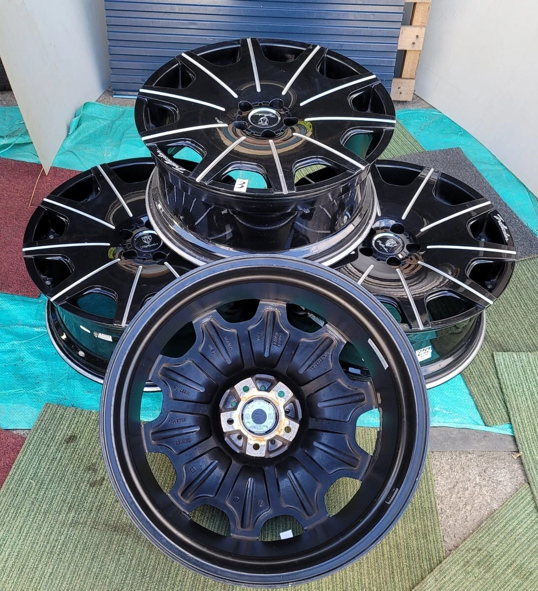 JDM Superb Trafficstar Traffic Star Wheels 20-inch 8.5J +35 PCD114.3 5 No Tires - Image 7