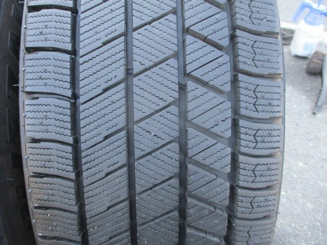 JDM Bridgestone VRX3 205/65R16 tires for BMW 2 Series Active Tourer - Image 6