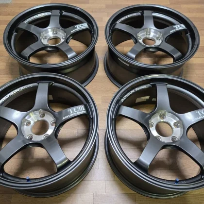 JDM 188.5J +45 PCD114.3 ADVAN Racing TCⅢ WRX STI VAB GVB GRB S4 VAG GV No Tires
