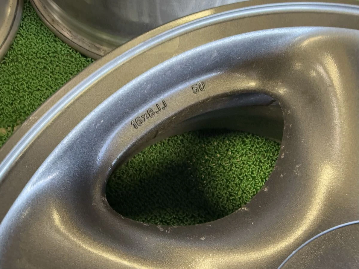 JDM Supra JZA80 Genuine 16-inch Aluminum Wheels 8/9Jx16 +50 5/114.3 Gu No Tires - Image 6