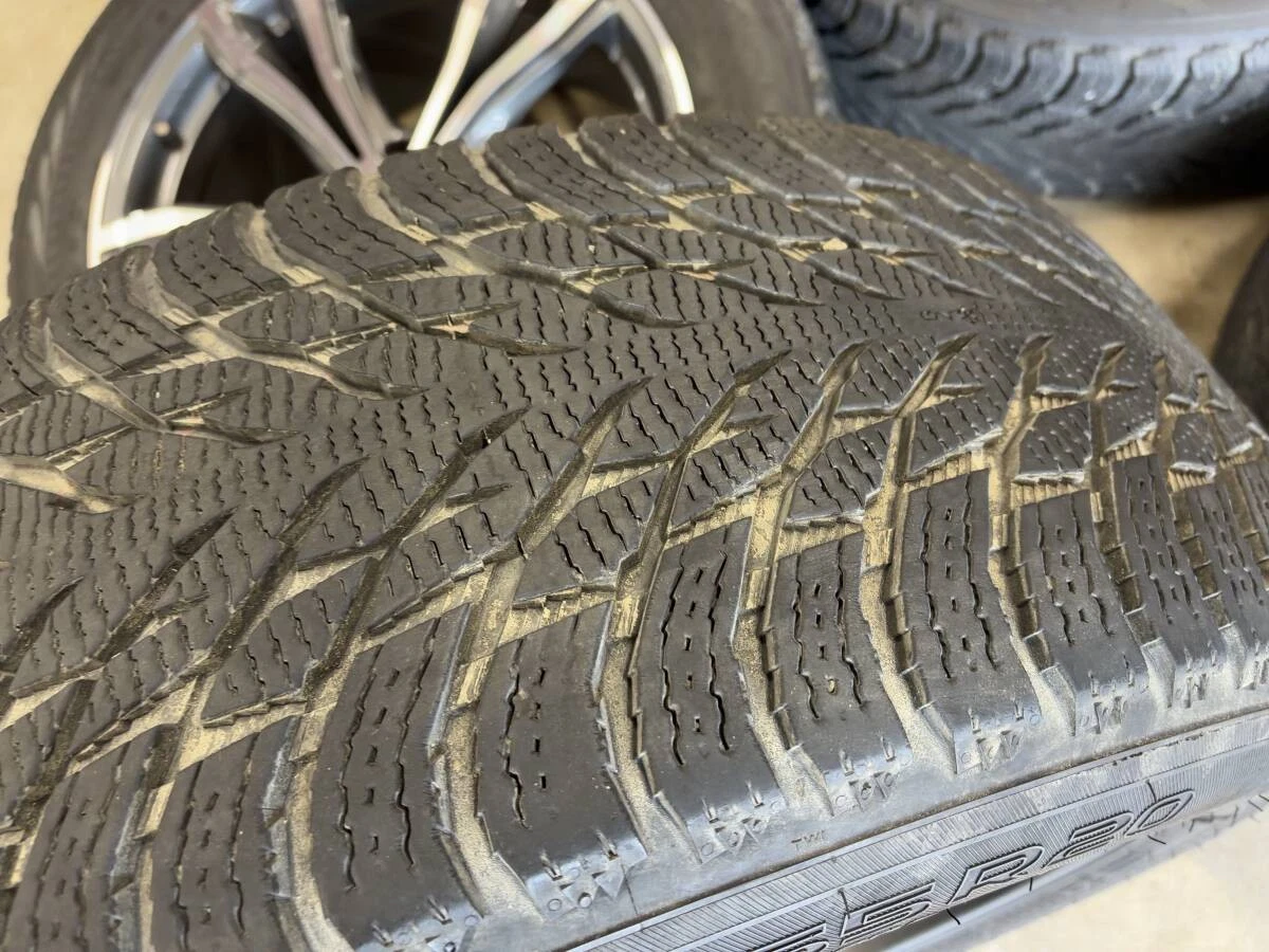 JDM BMW X7 G07 Nokian Winter 20-inch 4-Book Set No Tires - Image 9