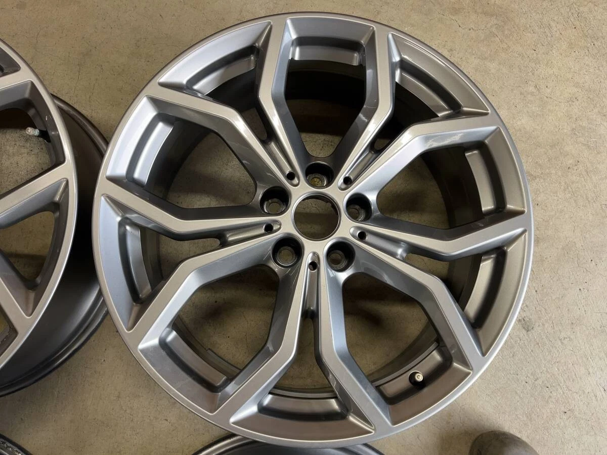 JDM BMW X3 G01 X4 G02 Genuine 194Book Set No Tires - Image 5