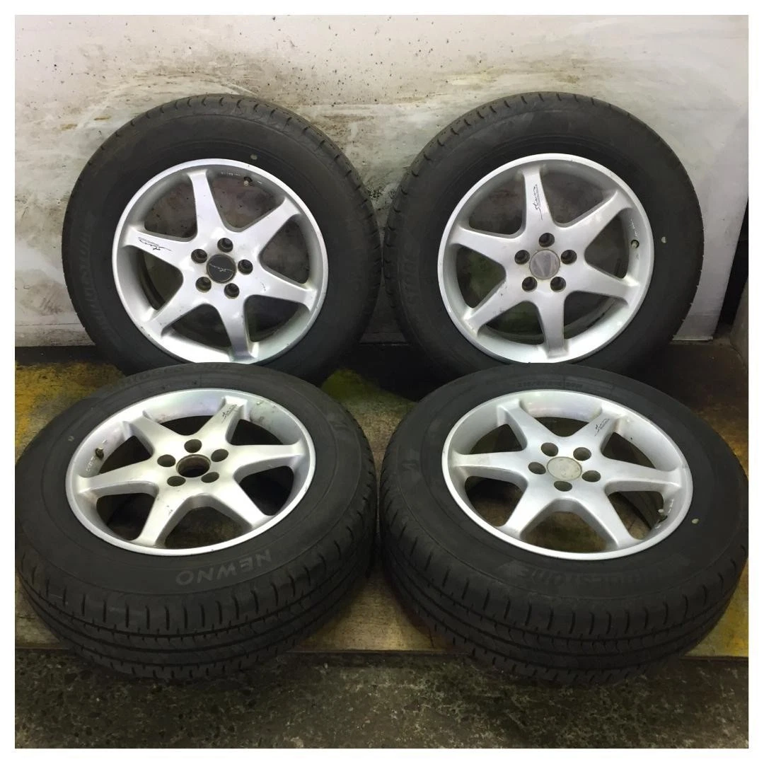 JDM 6 BRIDGESTONE NEWNO 215/60R16 2023 normal No Tires