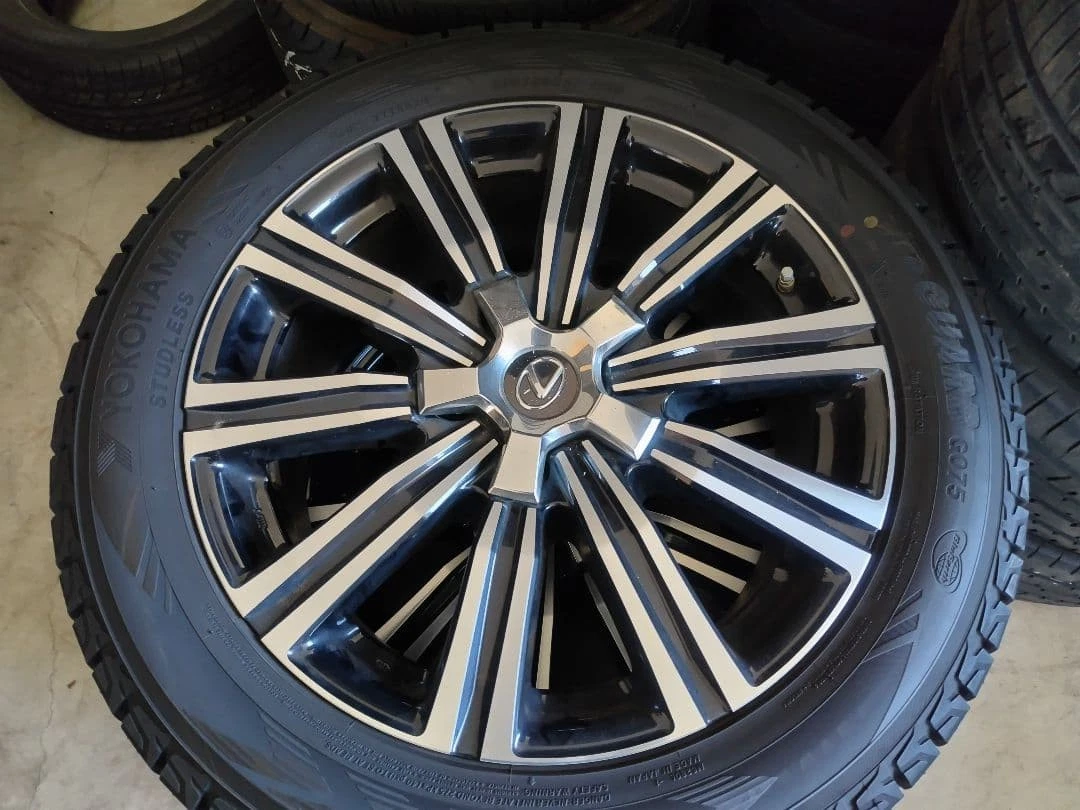 JDM Fukuoka Prefecture Lexus LX 21-inch set of 2024 tires No Tires - Image 3