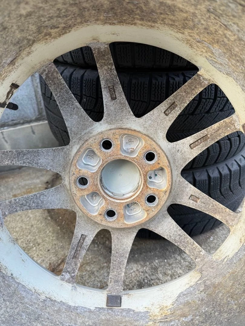 JDM Honda Integra DC5 Type R with genuine wheels and studless tires No Tires - Image 7