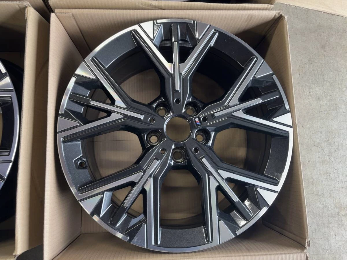 JDM BMW F70 1series Genuine Msports New Car 18-inch 4-Book No Tires - Image 3