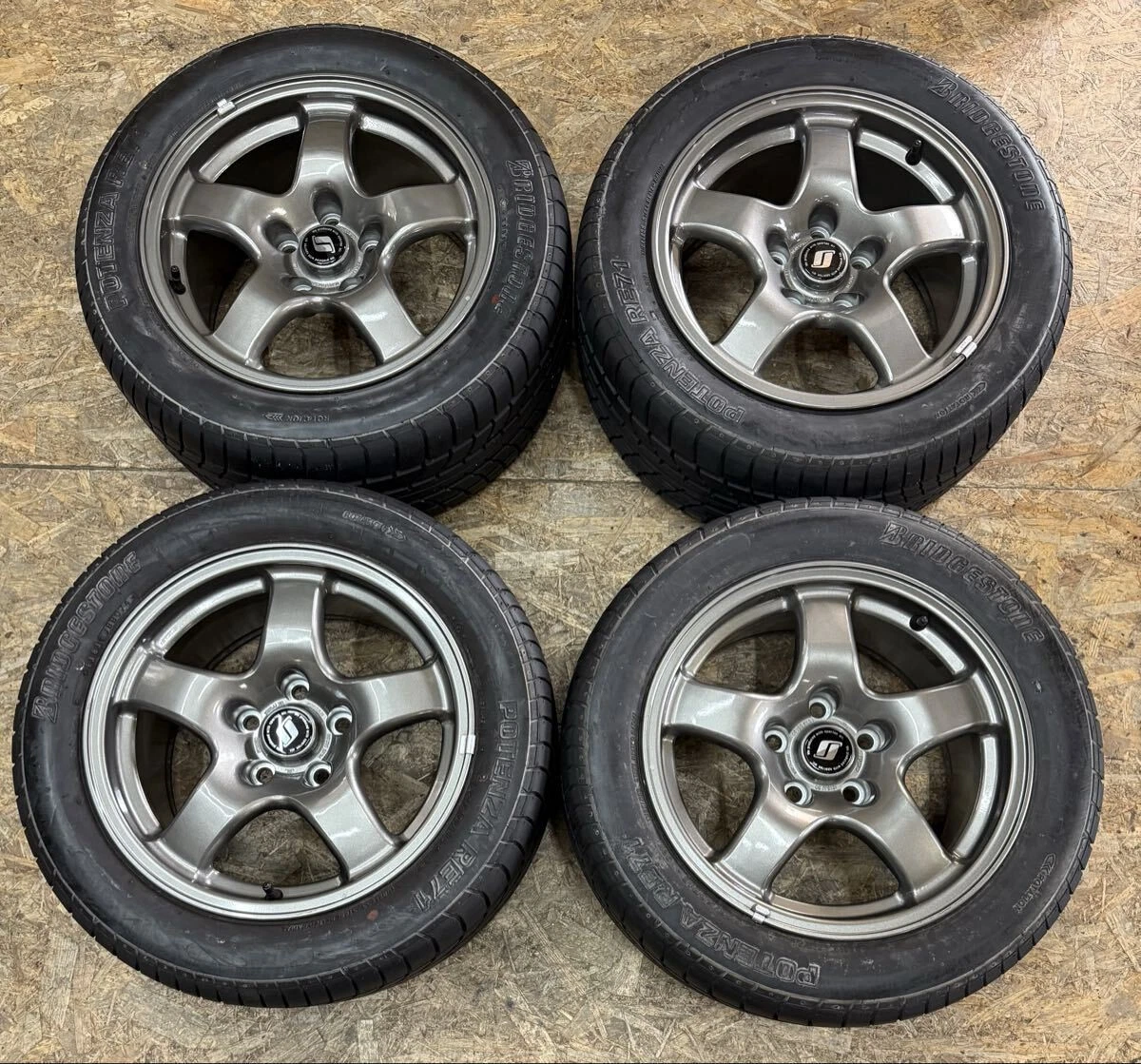 JDM Delivery Nissan Genuine Wheels for Nissan Skyline GTR BNR32 16x8JJ No Tires