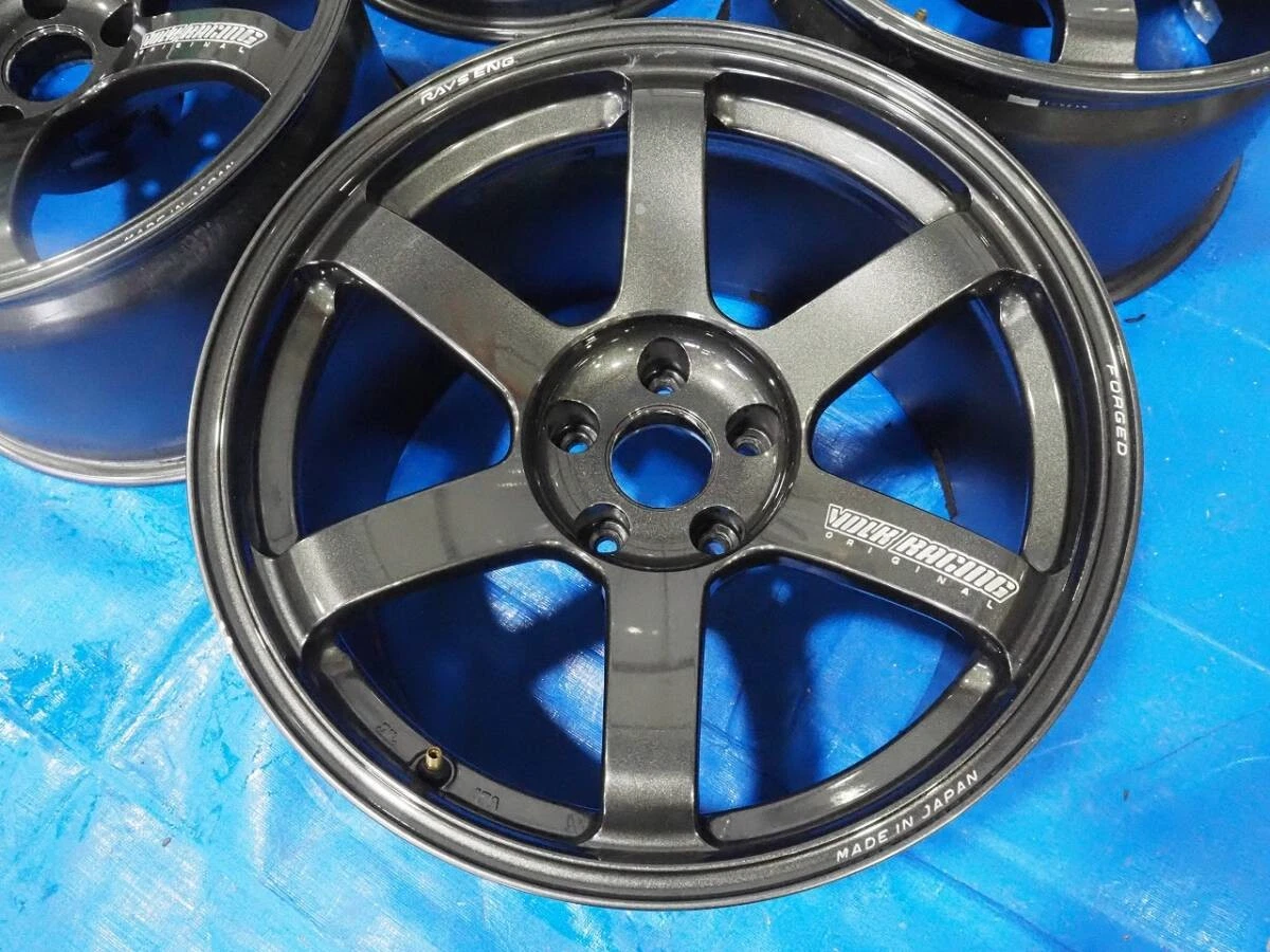 JDM Used TE37 SAGA 1811J +13 114.3 5-hole RAYS Rays GTR BNR32 BCNR33 B No Tires - Image 3
