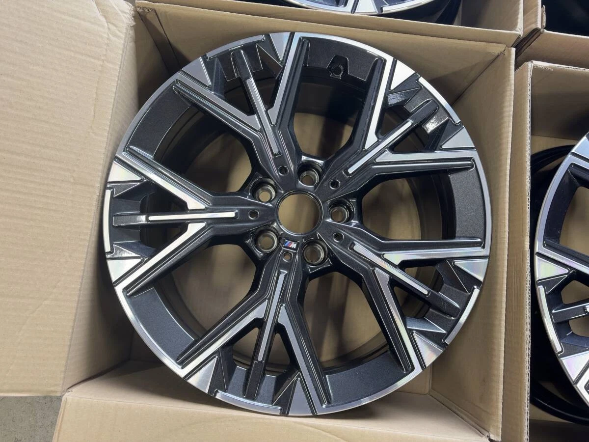 JDM BMW F70 1series Genuine Msports New Car 18-inch 4-Book No Tires - Image 4