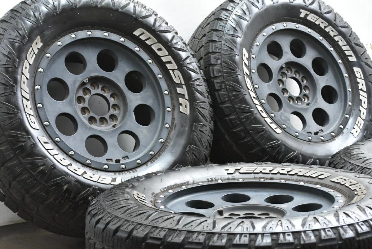 JDM Used 4-Book Set 178.0J x 17 +40 PCD xxx LT285/70R17 121/118R Inclu No Tires - Image 3