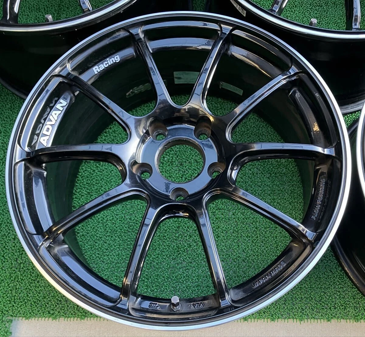 JDM PCD120 ADVAN RACING RZ2 1series 2series 40 Series Alphard & Vellfi No Tires - Image 4