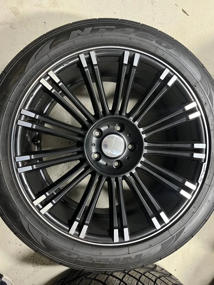 JDM WALDO 305/40ZR22 wheel set No Tires - Image 9