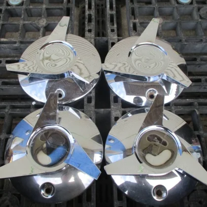 JDM Rare LA Wire McLean Wire Pan Type 3-Bar Center Cap Chrome Plated f No Tires