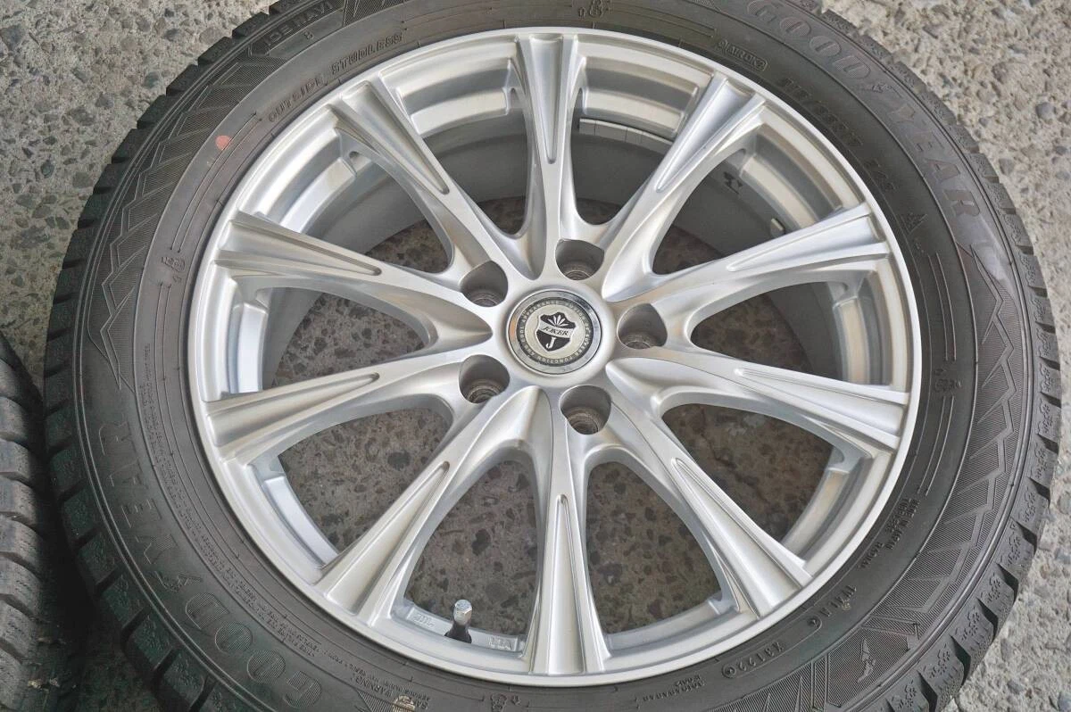 JDM Deep tread 80% 2022 Goodyear IceNavi 8 215/55R17 WEDS 7J +40 PCD11 No Tires - Image 6