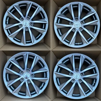 JDM Nissan Skyline HV37 Excellent Condition 17" OEM Wheels with Air Pr No Tires