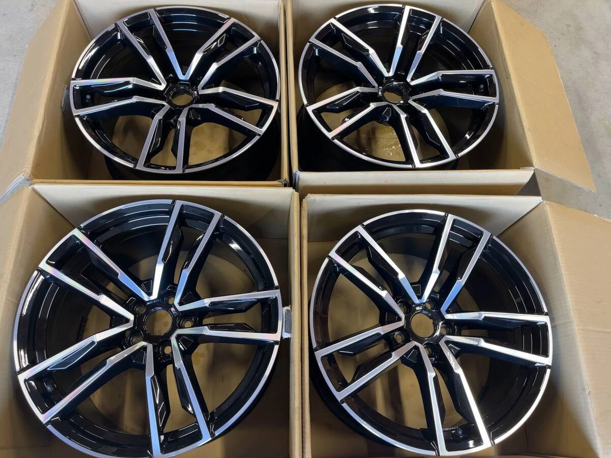 JDM BMW G29 Z4 Genuine Optional Part New Car 19-inch 4Book No Tires