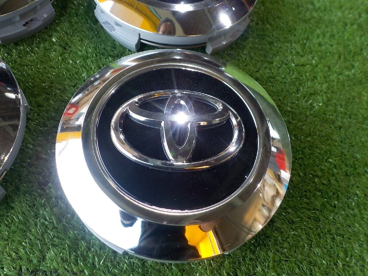 JDM TN584t Toyota Land Cruiser 200ZX 20 Wheel Center Caps Set of 4 New No Tires - Image 5