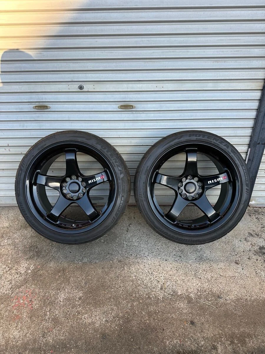 JDM RAYS Nismo LMGT4 2Wheels no tires 18x9+22 5x114.3 Black Good Condition